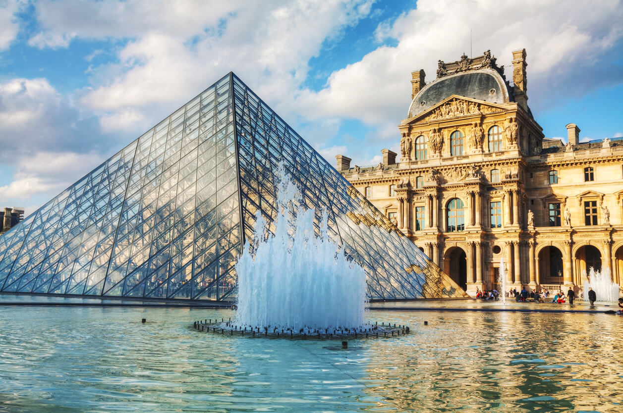 Louvre Museum, top thing to do in Paris on the Champs Elysées